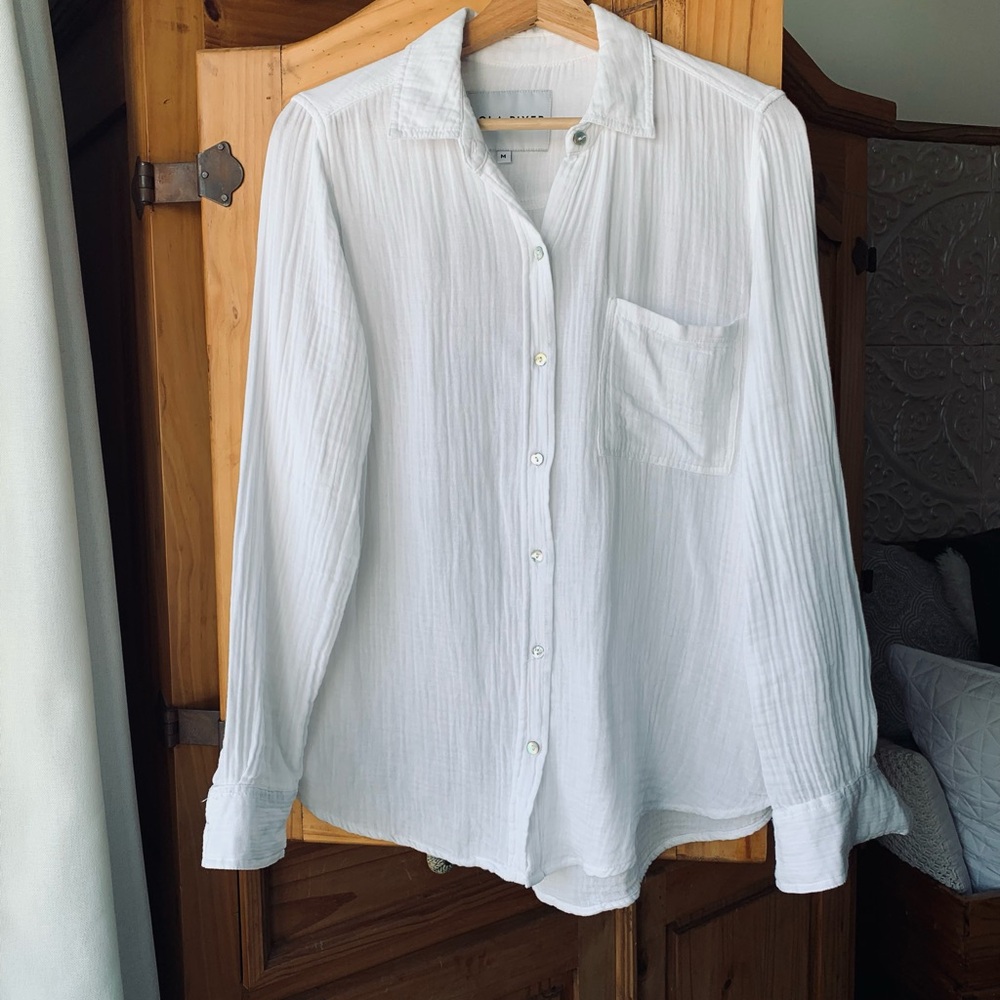 Lola River Classic White Women’s Shirt